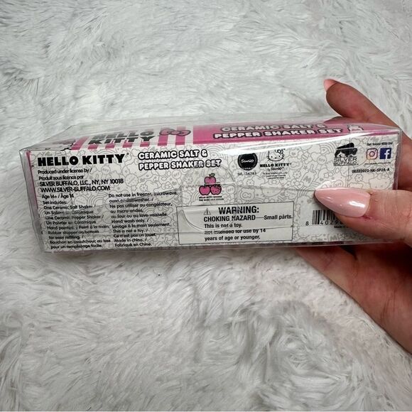 Sanrio Hello Kitty Rainbow and Figurine Salt and Pepper Shaker Set - Picture 3 of 5